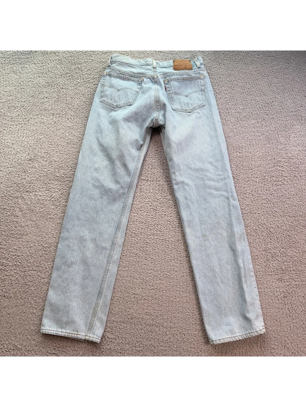 Vintage 90s Levis 501 Button Fly Light Wash Straight Leg Jeans 33x32 Made in USA